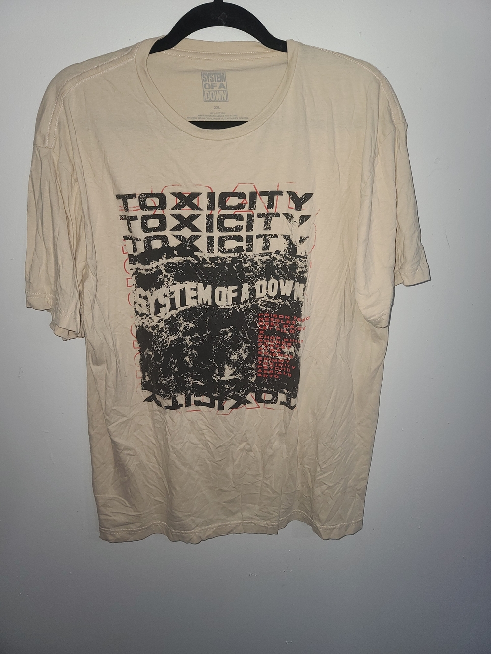 Hot Topic 'Toxicity' Graphic Tee - Cream